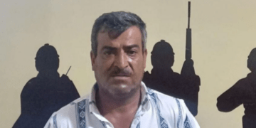 مشعوذ في صور.. يمارس السحر ويستغل النساء والرجال!