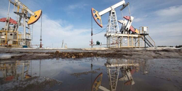 أسعار النفط تسجل أكبر انخفاض أسبوعي منذ بداية مايو