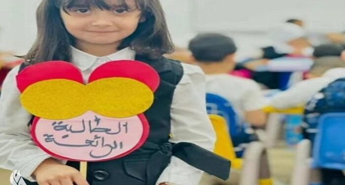 “ضربت بأداة صلبة وآثار كي في جسمها” وفاة طفلة بعد تعرضها للتعذيب