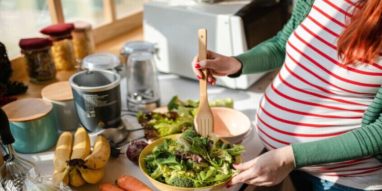 دراسة: الزنك والكالسيوم صحي وسليم للحمل