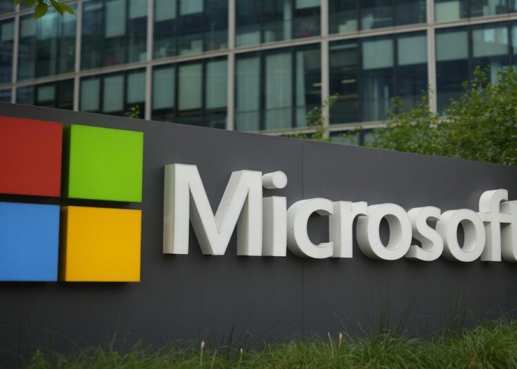 مايكروسوفت” تعلن معالجة السبب الرئيسي للخلل التقني العالمي