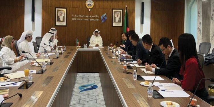 الطاقة المتجددة محور لقاءات الكويت والصين.. ماذا تم؟!