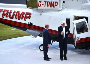 مشاكل ميكانيكية في طائرة ترامب وهبوط اضطراري