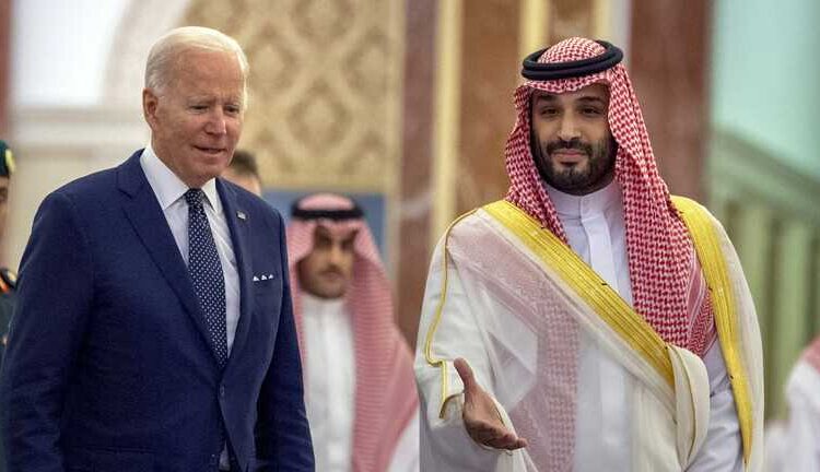 الولايات المتحدة سترفع القيود عن بيع الأسلحة الهجومية للسعودية