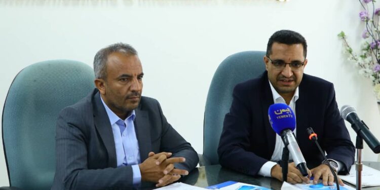 اليمن.. اجتماع بين وزارتي الاتصالات والخدمة المدنية لمناقشة آلية أتمتة أعمال  الجهات الحكومية ووحدات الخدمة العامة