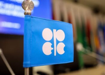 توجه عراقي كازاخستاني لتعويض إنتاج النفط الزائد عن حصص “أوبك” خلال 14 شهراً