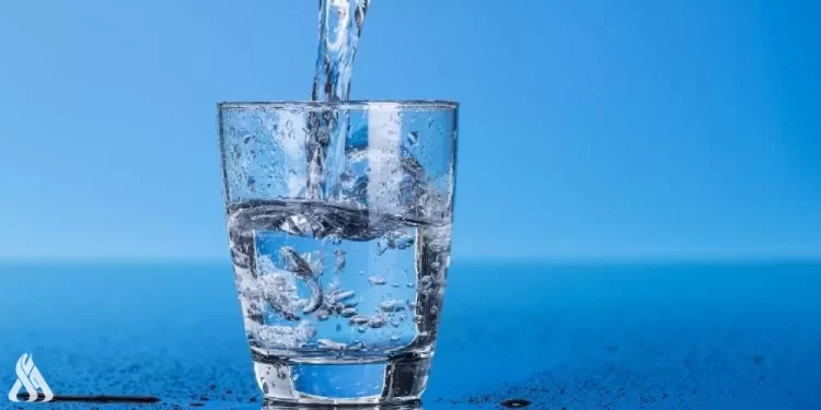 كيف يساعد شرب الماء بكثرة على إنقاص الوزن؟