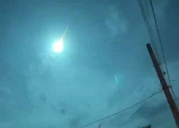 نيزك يمر فوق لبنان وسوريا وفلسطين ويسقط في العراق!