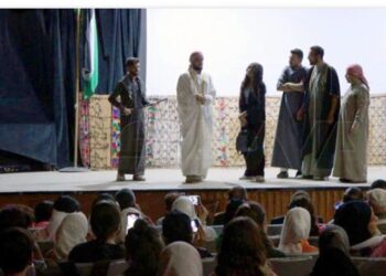 احتفاء باليوم العالمي لمحو الأمية عرض مسرحي.. التفاصيل..!