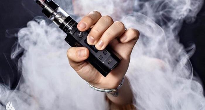 تحذير صحي لمدخني السجائر الإلكترونية من مرض يشبه كورونا
