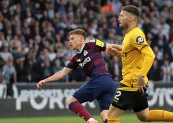 نيو كاسل يفوز على مضيفه ولفرهامبتون في الدوري الإنكليزي