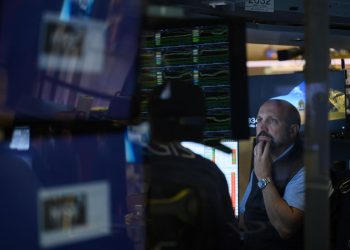 تحذيرات من دخول العالم في اقتصاد حرب مع توسع الصراعات