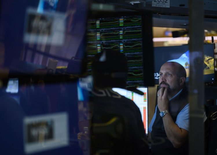 تحذيرات من دخول العالم في اقتصاد حرب مع توسع الصراعات