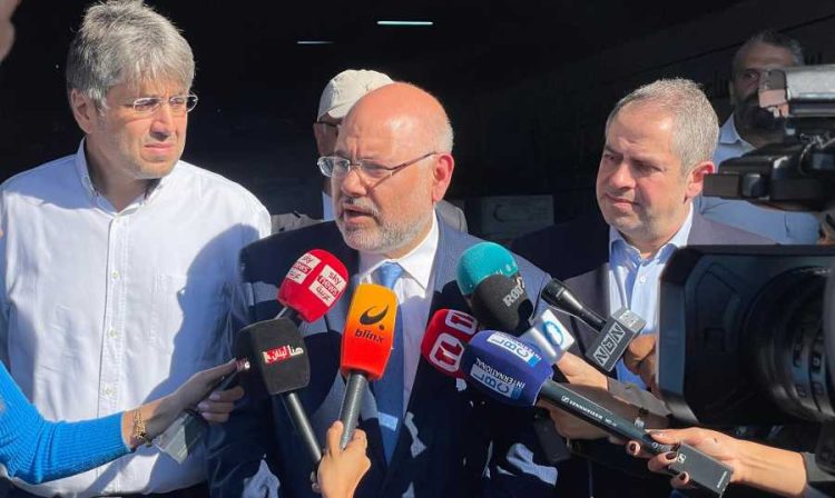 الأبيض في استقبال سفينة مساعدات إماراتية: نقدّر دعمها