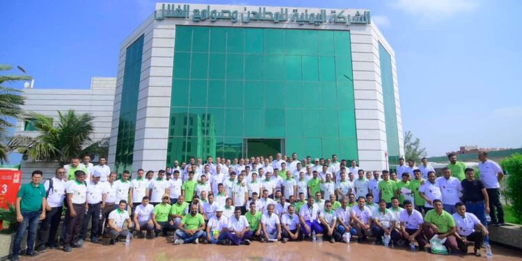 اليمن.. يوم العطاء السنوي لمجموعة هائل سعيد أنعم وشركاه يزين الشوارع ويخفف آلام المرضى والأيتام بمشاركة مئات الموظفين