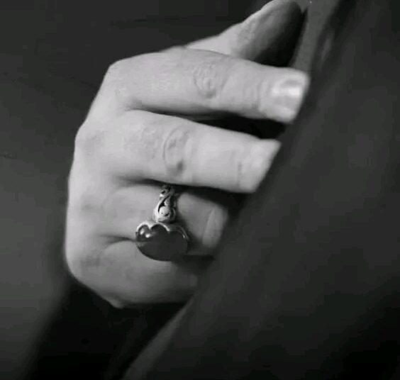 المقاومة لا تهزم..