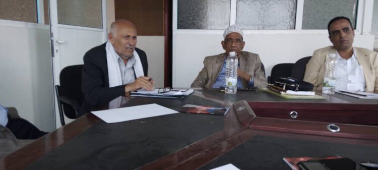 اليمن.. جمعية الحديدة التنموية تعقد اجتماعا لها برئاسة شماخ .
