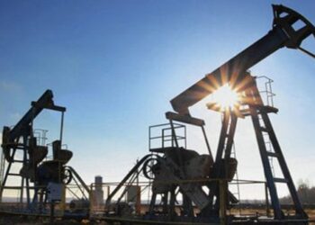 تراجع أسعار النفط مع توقع ضعف الإعصار رافائيل