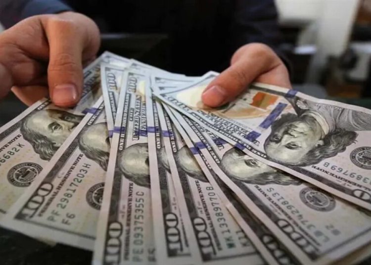 وكالة تصنيف دولية تصدر توقعات بشأن الاقتصاد المصري.. فماذا حمل في طياته؟!