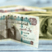 ما السر وراء تحليق الدولار الأمريكي أمام الجنيه المصري مجددا؟