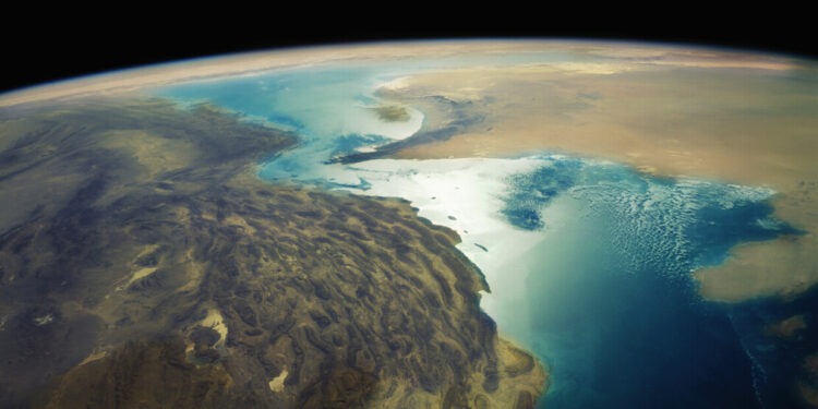 توجه إيراني لإنشاء أطول نفق بحري في العالم مع دولة خليجية