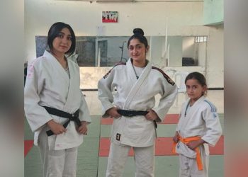 ثلاث شقيقات يجمعهن التفوق برياضة الجودو