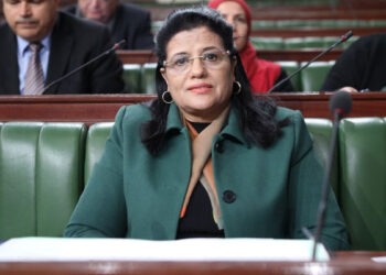 مسئولة تونسية: تونس تتمكّن من الصمود وتسديد الديون الداخلية والخارجية