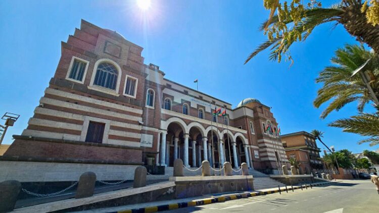 تحذيرات دولية تدفع مصرف ليبيا المركزي لتفعيل مراجعة مستقلة لعمليات التجارة بالدولار