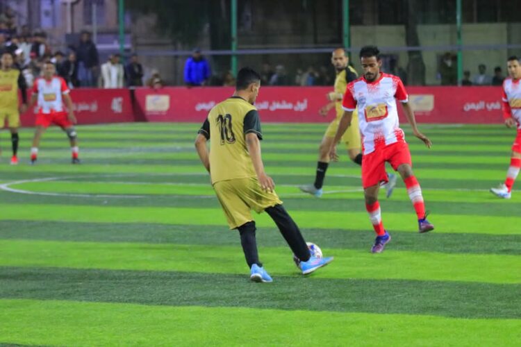 اليمن.. غداً انطلاق الجولة الأخيرة لدور المجموعات لبطولة الشركات الثامنة لكرة القدم السباعية وتحديد آخر المتأهلين