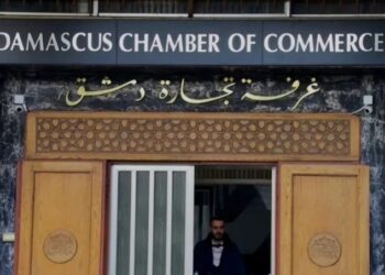 سوريا تتجه لتبني نظام اقتصاد السوق واستئناف قريب لعمل المطار