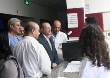 وزير الصحة خلال تفقده مشفى المجتهد: المنظومة الصحية صامدة ومتماسكة وتقوم بدورها رغم الحصار والضغوط