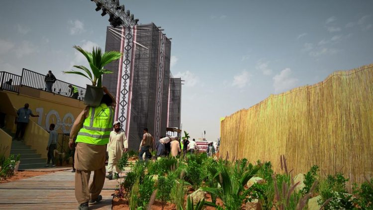 العمالة العربية في الخليج تنحسر.. فما البديل؟!!