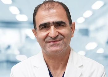 الدكتور نزار مهنا لـ حرمون: المجتمع المحلي في السويداء شكّل جيشاً أبيض داعماً لتغطية تقصير الوزارة في مواجهة كورونا