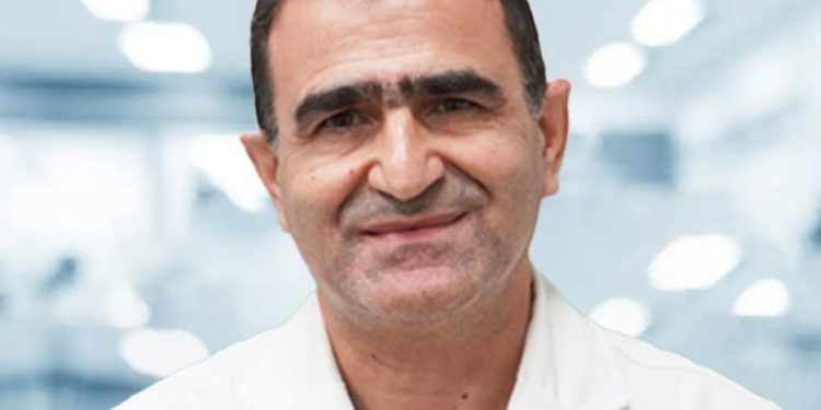 الدكتور نزار مهنا لـ حرمون: المجتمع المحلي في السويداء شكّل جيشاً أبيض داعماً لتغطية تقصير الوزارة في مواجهة كورونا