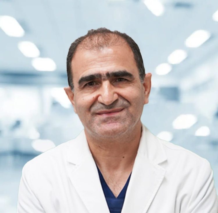 الدكتور نزار مهنا لـ حرمون: المجتمع المحلي في السويداء شكّل جيشاً أبيض داعماً لتغطية تقصير الوزارة في مواجهة كورونا