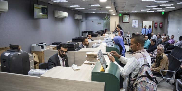 ما هي مخاطر استحواذ الأجانب على 41.3 مليار دولار من الديون المصرية