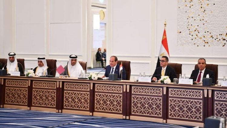 مصر تسعى لجذب استثمارات قطرية جديدة بملياري دولار في 2025