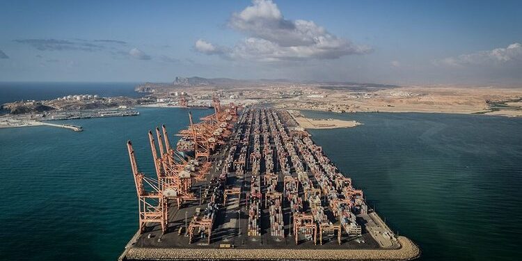 الناتج المحلي الإجمالي لسلطنة عُمان يسجل 10.5 مليار ريال بنهاية الربع الأول من عام 2025م