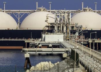 مؤشرات نمو وتحول مستدام لقطاعي الطاقة والمعادن في عُمان 2024