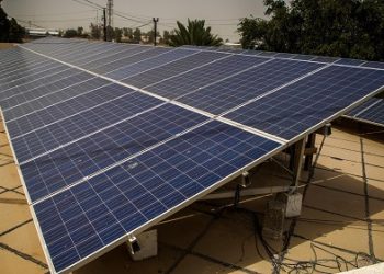 العراق.. قروض حكومية للمواطنين لشراء منظومات الطاقة المتجددة