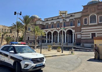 وصفوه بـ” حساب دون علاج.. قانون سداد الدين العام يثير جدلاً في ليبيا