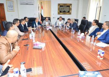 اليمن.. لقاء موسع حول توطين الصناعات