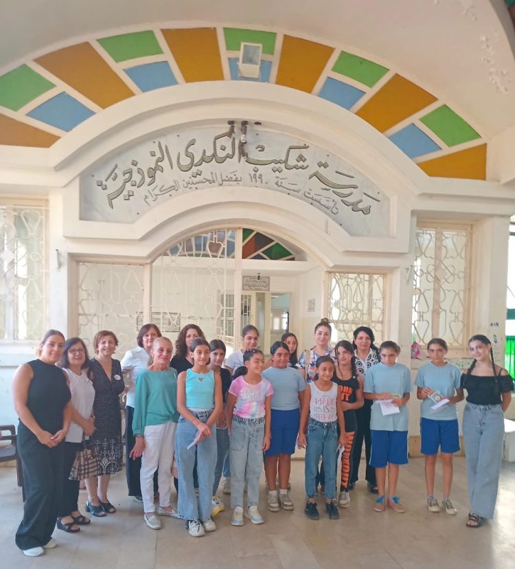 “جمعية العفة و التوفيق للطفل والمسن” تقرأ لطلاب في بيت اليتيم قصة “خط أحمر” لمعانيها الإنسانية