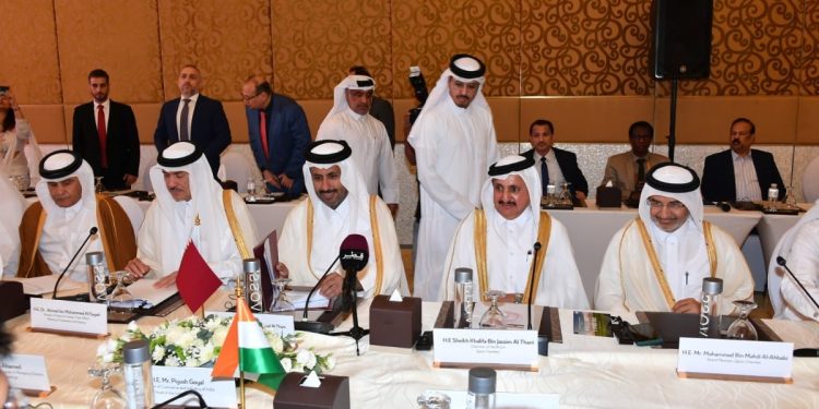 مباحثات قطرية هندية لتعزيز فرص التعاون والاستثمار بينهما