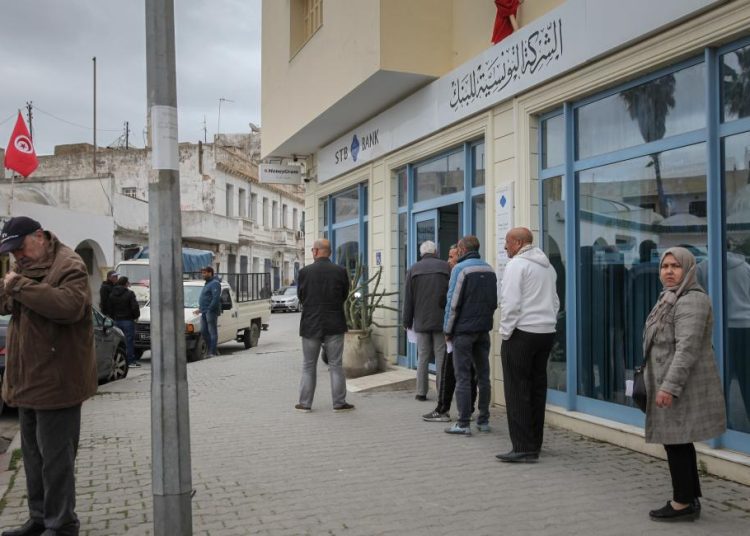 عام جديد من الاقتراض الداخلي في تونس