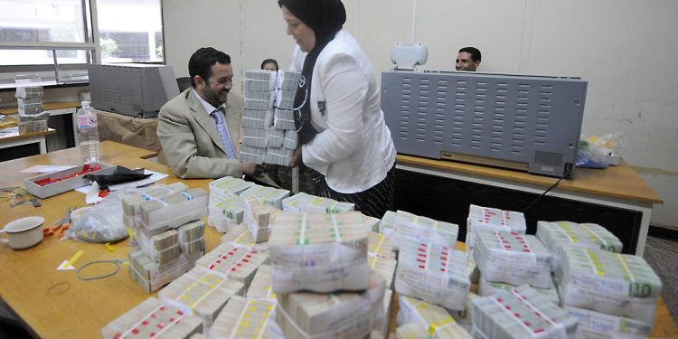 تونس تخطط لاقتراض 400 مليون يورو لتمويل الموازنة