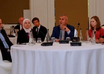 الحكومة الأردنية تبحث دراسة البدائل الفنية والمالية في مجالات الطاقة المختلفة