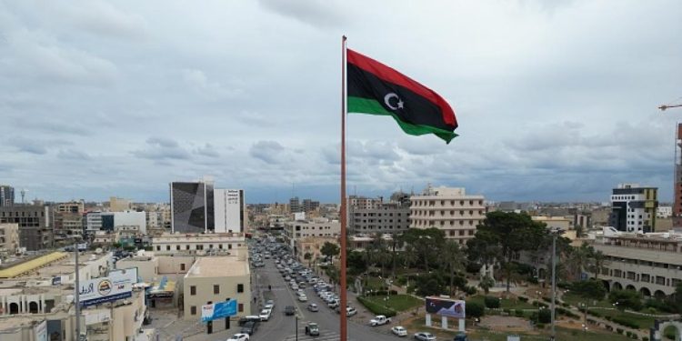 الصين تعود إلى ليبيا… نفوذ اقتصادي وسباق جديد على إعادة الإعمار