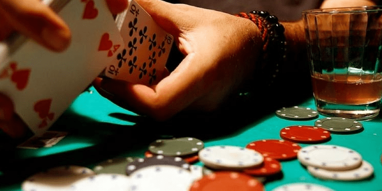 قوى الامن: توقيف 13 شخصا بجرائم تتعلّق بإدارة ألعاب القمار غير المرخّصة ومتورطين في تسهيل الدعارة