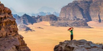 العرب ينفقون 2.222 مليار دينارٍ على السياحة في الأردن